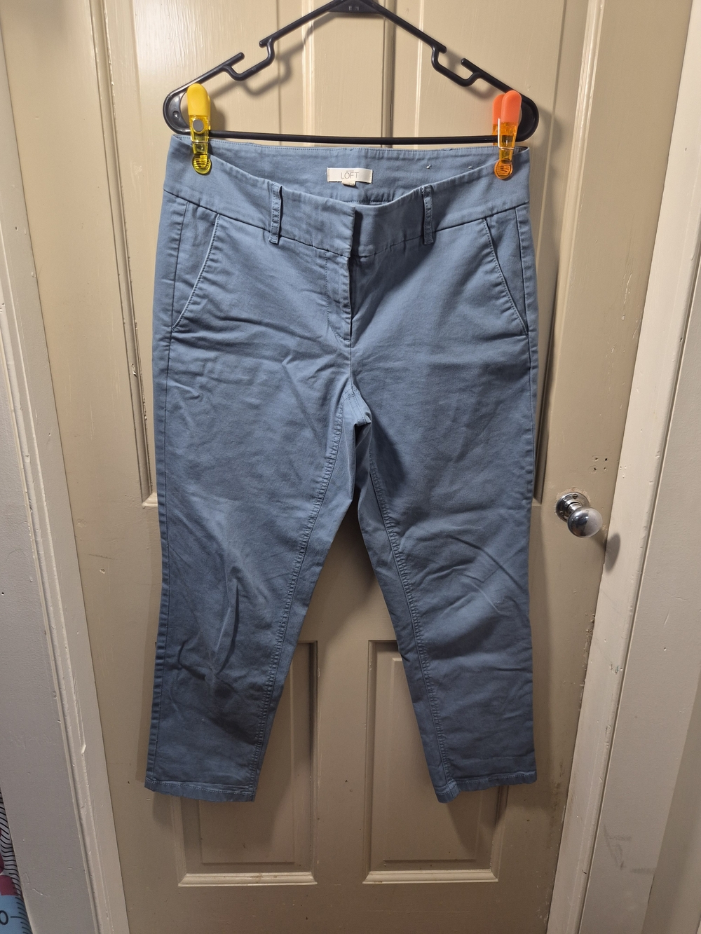 LOFT Women's Light Blue Crop Jeans